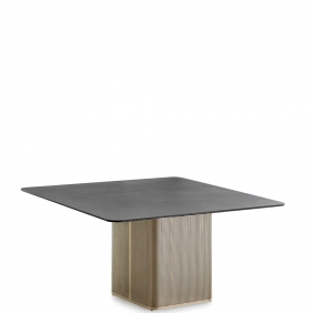 SOLANAS - table carrée en céramique Dekton 140 x 140 cm