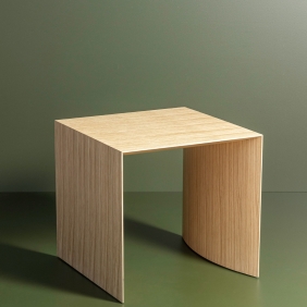 MUSEUM - tabouret en chêne