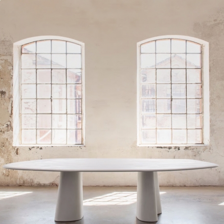 ORGANIC - table design en béton